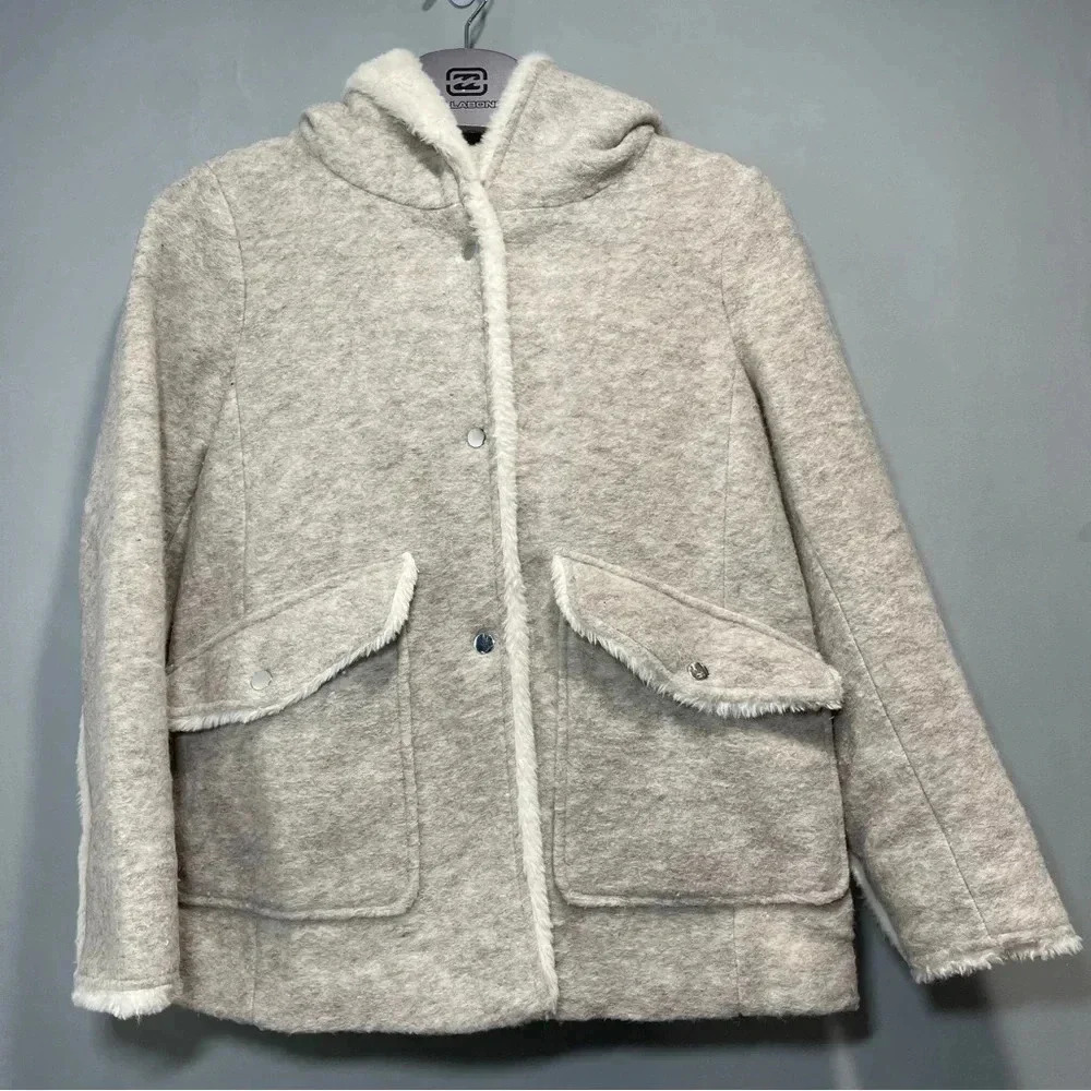 Zara TRF Teddy Jacket Size Small Cream Color .